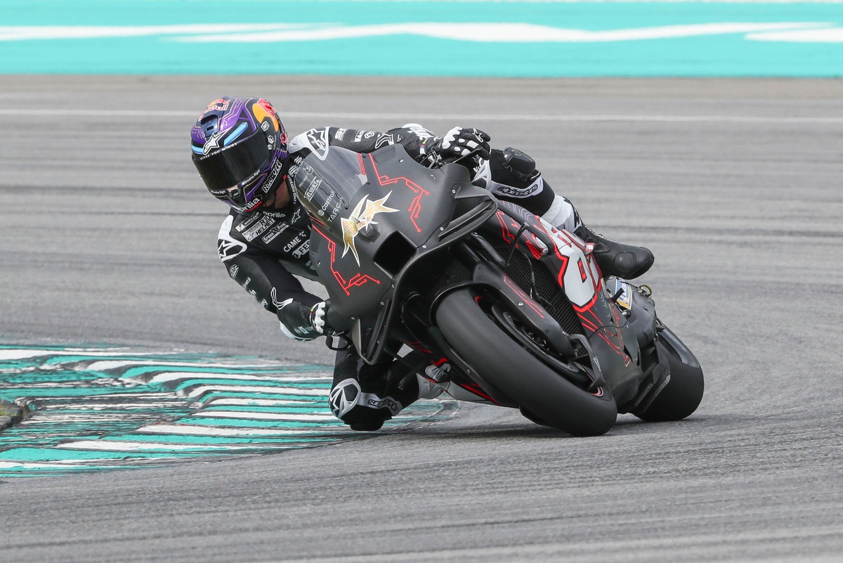 jorge-martin-aprilia-racing-te-2.jpg